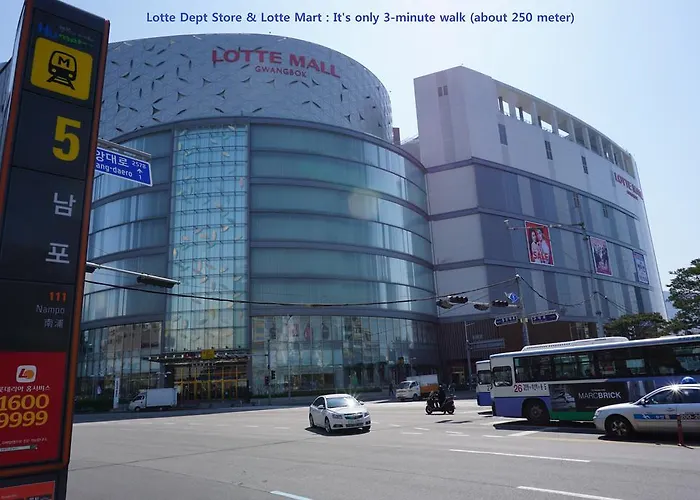 Grand 汽车旅馆 *